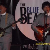 Blue beatles duo on stage 1